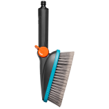 Spazzola manuale Gardena Cleansystem M morbida, con raccordo per tubo flessibile, per la pulizia di piccole superfici