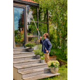 Spazzola manuale Gardena Cleansystem morbida e flessibile, per la pulizia di superfici delicate