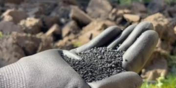 Preparazione del terreno in primavera: l'uso della calce azotata vi libererŕ dalle lumache